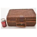 Valise en osier, vintage