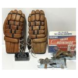 Patins et gants de hockey, vintage