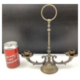 Base de chandelier ï¿½ 2 branches, en mï¿½tal