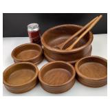 Ensemble saladier et bols en teck