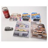 Lot de petites voitures, dont Hot Wheels