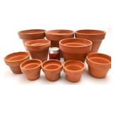 Lot de pots de fleurs en terre cuite