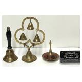 Lot de cloches en laiton