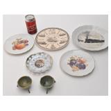 Lot d'assiettes de collection et 2 bougeoirs