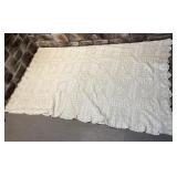 Couvre-lit tricotï¿½, finition au crochet,