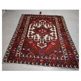 *Tapis Iranien, en laine, 60'' x 84''