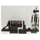 Coffres en bois, serre-livres et ensemble de bar