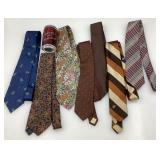 7 cravates, dont Pierre Cardin et Leo Chevalier