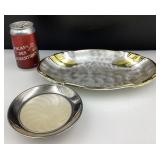 Plateau en métal, avec dorures, et vide-poches