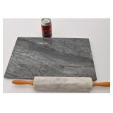 Rouleau à pte et planche à découper, en marbre