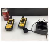 Talkies-walkies DeWalt, fonctionnels