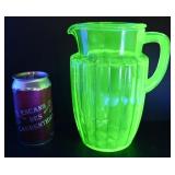 *Grand pichet en verre dépression ouraline,