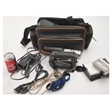 Cinécamera Sony 560x Digital 8, avec étui et