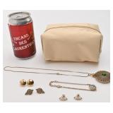 Lot de bijoux, dont pendentif à parfum Callejero