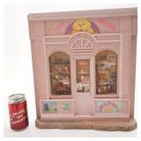 Ancien diorama toy house, de table ou mural,