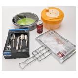 Ustensiles et moules à gteaux à charnière, neufs,