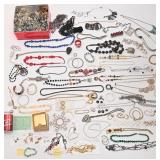 Lot de bijoux, dont argent 925, Monet,