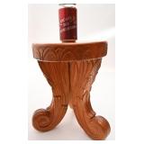 Petit banc pour plantes, en bois sculpté,