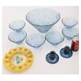 Ensemble saladier et bols, assiette et