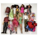 8 poupï¿½es, dont Barbie, et quelques accessoires