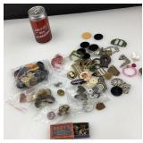 Lot de boutons et boucles de ceinture