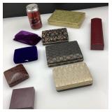 Lot d'anciennes boï¿½tes de bijoux, dont Sherman,