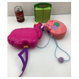 3 jouets, dont 2 Polly Pocket