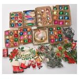 Gros lot d'anciennes dï¿½corations de Noï¿½l, dont