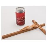 Crucifix en bois et en plastique,