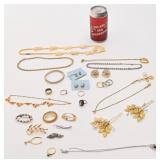 Lot de bijoux, dont Sarah Coventry et bague