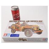 Modï¿½le ï¿½ coller British Speciai Air Service Jeep
