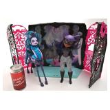 2 poupées Monster High