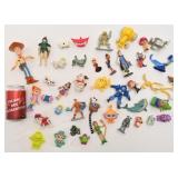 Lot de figurines, dont Disney