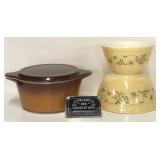 3 plats et 1 couvercle Pyrex, Shenandoah et