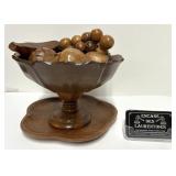 Plat à fruits et fruits en bois sculpté, vintage