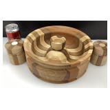 3 pièces en bois tourné, plusieurs essences,