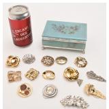 Coffret vintage avec attaches à foulard