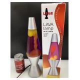 Lampe lava, avec sa boîte