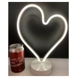 Lampe en coeur Bouclair, fonctionnelle