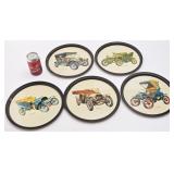 5 assiettes, en mï¿½tal, avec anciennes voitures,