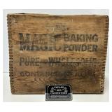 Ancienne boï¿½te Magic Baking Powder, en bois