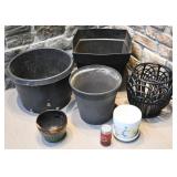 Lot de pots de fleurs et de jardiniï¿½res