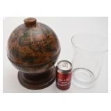 Seau ï¿½ glace globe terrestre et vase en verre