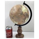 Globe terrestre Unico, base en bois, India