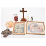 Lot religieux, dont crucifix et cadres