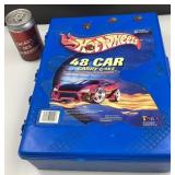 Boîte Hot Wheels avec petites voitures