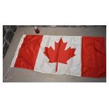 Drapeau du Canada, 26'' x 55''