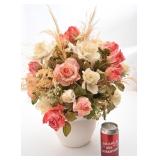*Pot de fleurs avec bouquet de roses