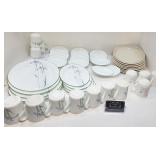 2 ensembles de vaisselle Corelle, incassables