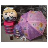 Lot de jouets, dont peluche Barbie